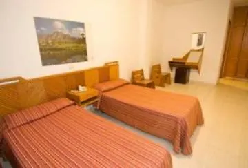 Hotel Andrea'S Playa De Los Cristianos 2*,  İspanya